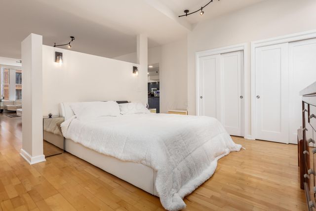 145 N High Street, 400, Columbus, OH 43215