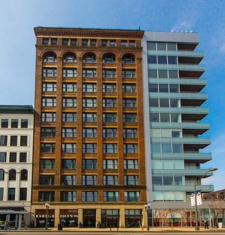 145 N High Street, 400, Columbus, OH 43215