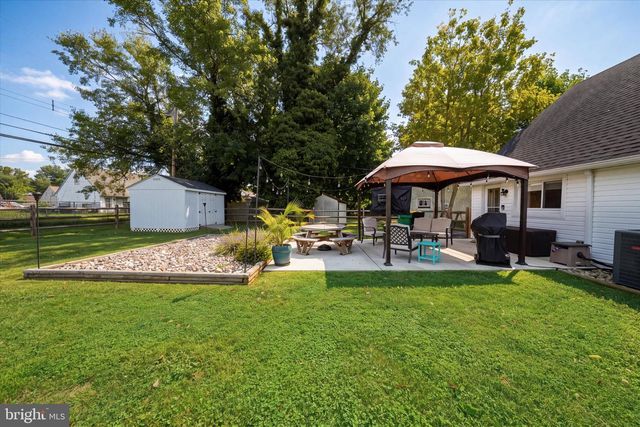 1515 OLD FARM RD, Wilmington, DE 19805