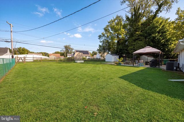 1515 OLD FARM RD, Wilmington, DE 19805