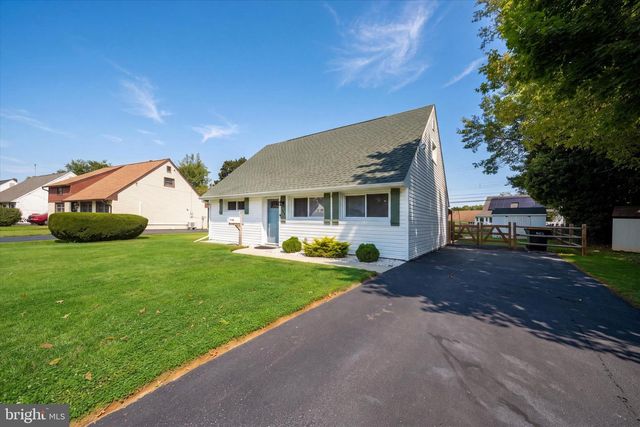 1515 OLD FARM RD, Wilmington, DE 19805