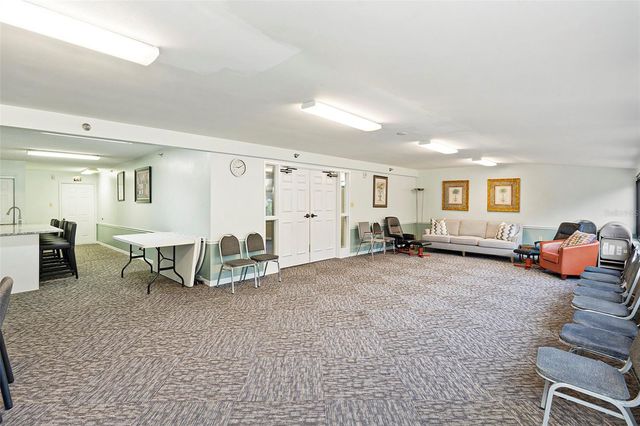 3211 W SWANN AVENUE 302, Tampa, FL 33609