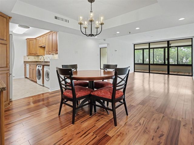 3211 W SWANN AVENUE 302, Tampa, FL 33609