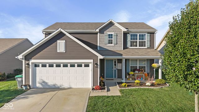 888 Coralberry Lane, Greenwood, IN 46143
