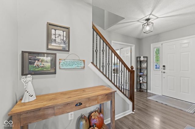 888 Coralberry Lane, Greenwood, IN 46143