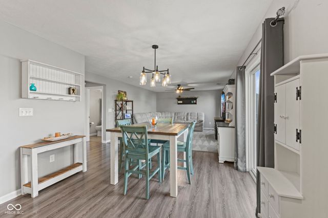 888 Coralberry Lane, Greenwood, IN 46143