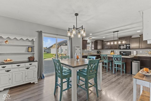 888 Coralberry Lane, Greenwood, IN 46143