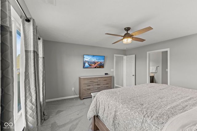 888 Coralberry Lane, Greenwood, IN 46143