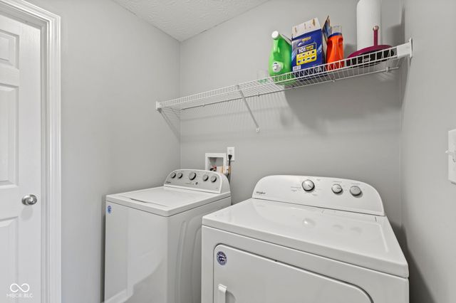 888 Coralberry Lane, Greenwood, IN 46143