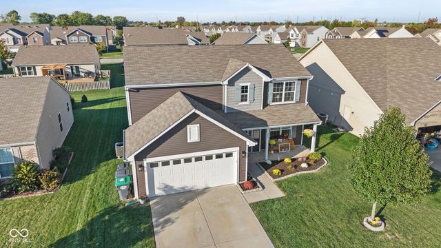 888 Coralberry Lane, Greenwood, IN 46143