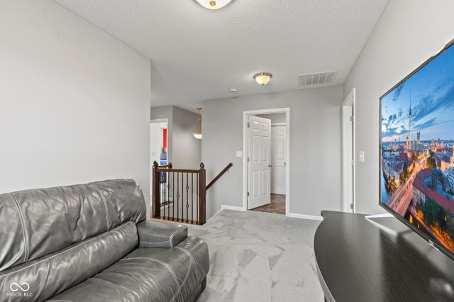 888 Coralberry Lane, Greenwood, IN 46143