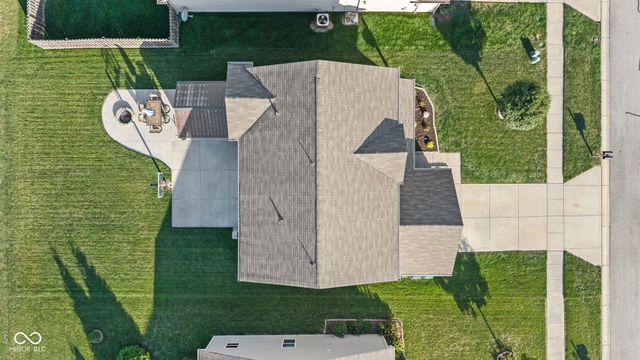 888 Coralberry Lane, Greenwood, IN 46143