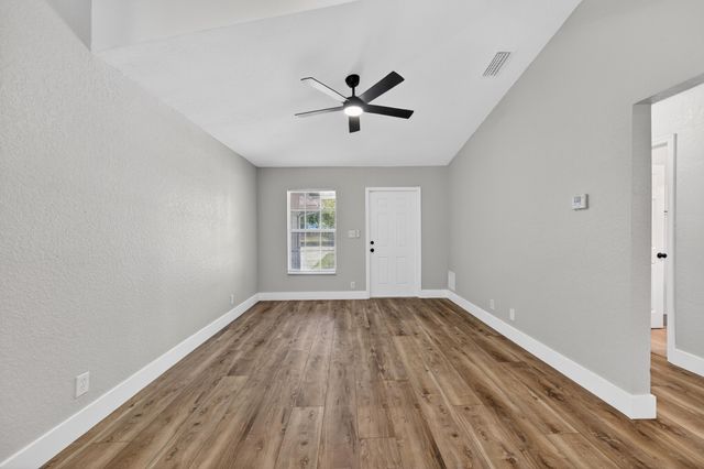 351 NW 8th Avenue, Delray Beach, FL 33444