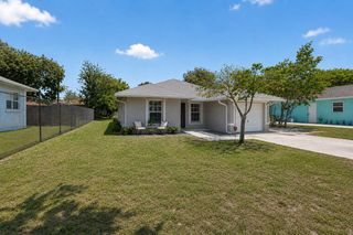 351 NW 8th Avenue, Delray Beach, FL 33444