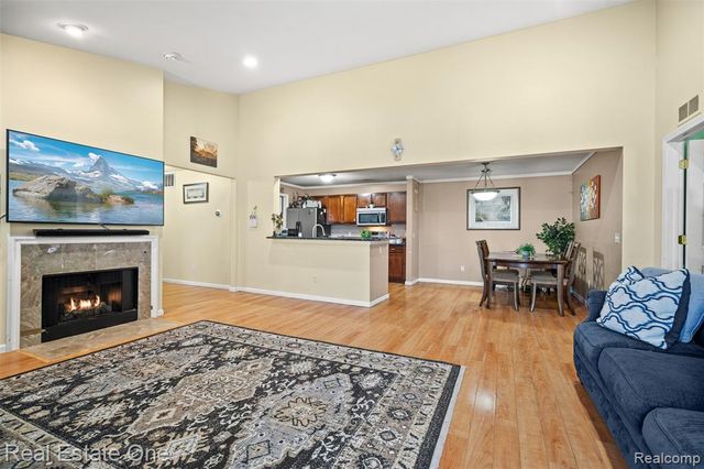 21628 Majestic Drive, Trenton, MI 48183