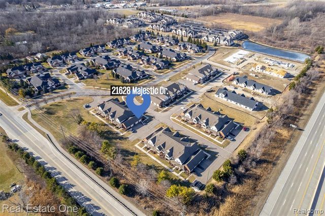 21628 Majestic Drive, Trenton, MI 48183