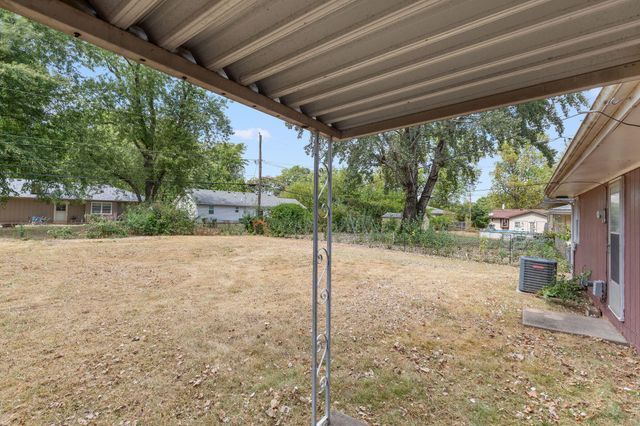3429 S Franklin Avenue, Springfield, MO 65807