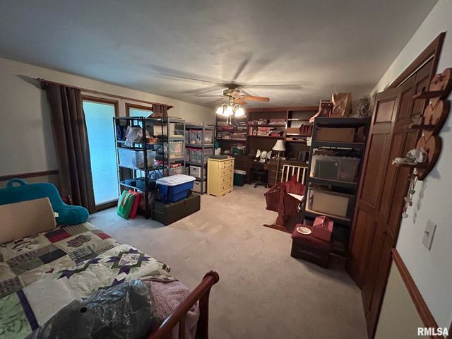 1612 SUMMIT Drive, Pekin, IL 61554
