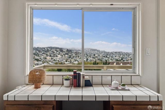 305 Virginia Avenue, San Francisco, CA 94110