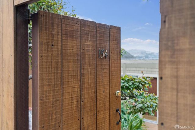 305 Virginia Avenue, San Francisco, CA 94110