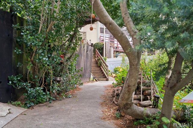 305 Virginia Avenue, San Francisco, CA 94110