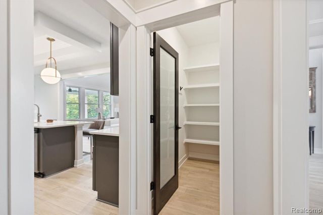 50272 Hedgewood Drive, Canton, MI 48187