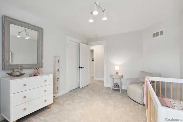 50272 Hedgewood Drive, Canton, MI 48187