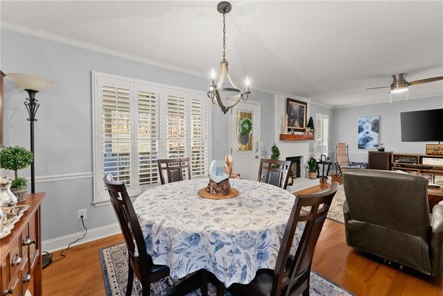 6229 Ivy Springs Drive, Flowery Branch, GA 30542