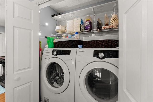 6229 Ivy Springs Drive, Flowery Branch, GA 30542