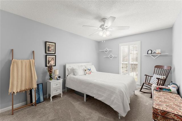 6229 Ivy Springs Drive, Flowery Branch, GA 30542