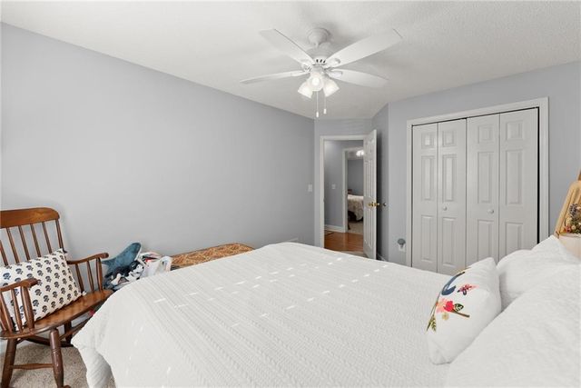 6229 Ivy Springs Drive, Flowery Branch, GA 30542