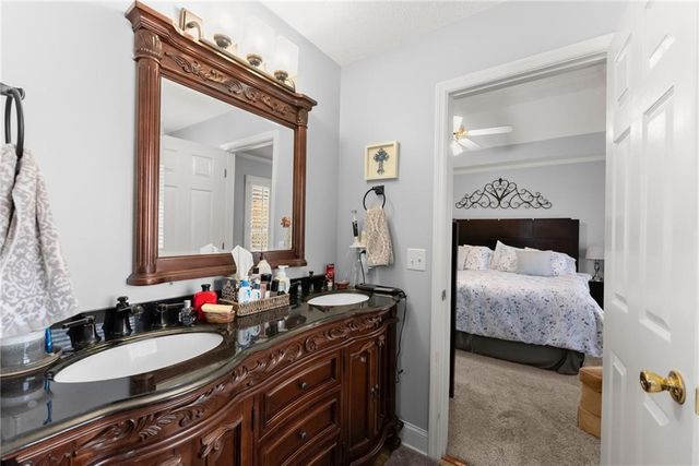 6229 Ivy Springs Drive, Flowery Branch, GA 30542