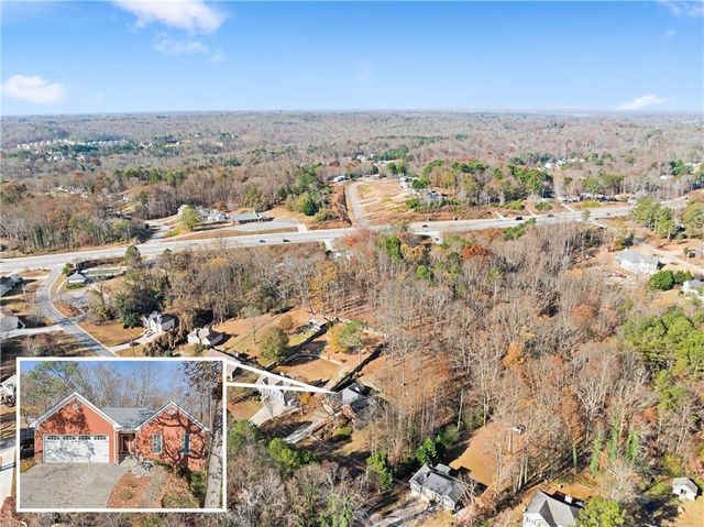 6229 Ivy Springs Drive, Flowery Branch, GA 30542