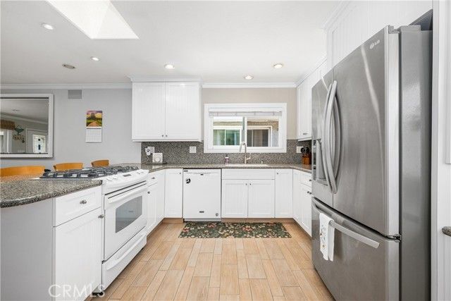 140 12th Street, Seal Beach, CA 90740