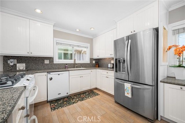 140 12th Street, Seal Beach, CA 90740