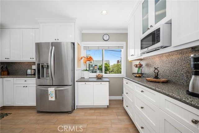 140 12th Street, Seal Beach, CA 90740