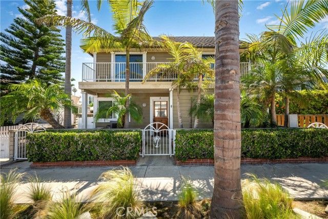 140 12th Street, Seal Beach, CA 90740