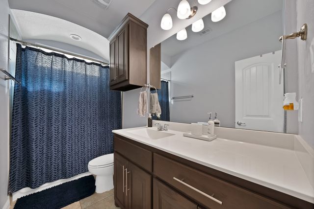 1016 Brownford Drive, Fort Worth, TX 76028