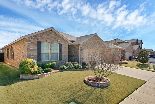 1016 Brownford Drive, Fort Worth, TX 76028