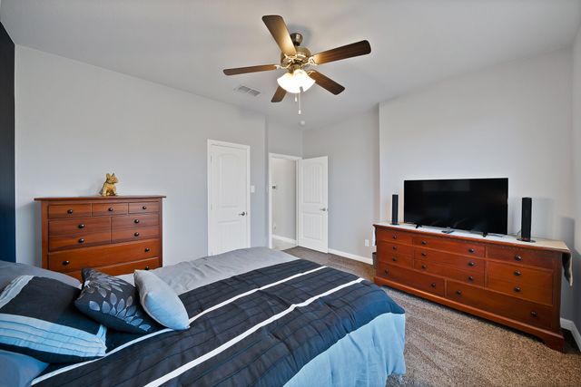 1016 Brownford Drive, Fort Worth, TX 76028