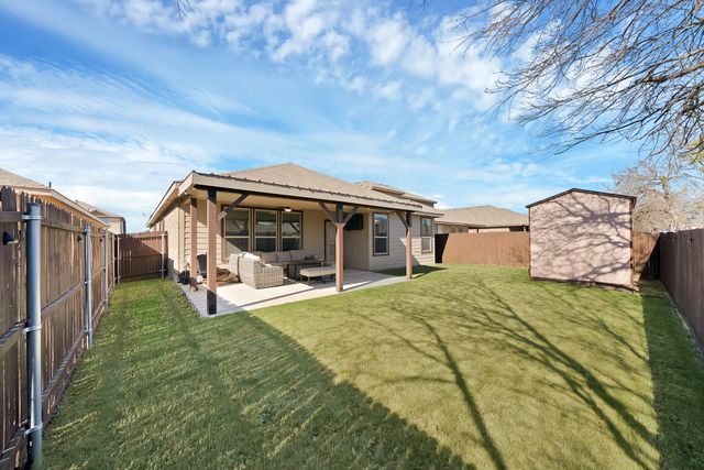 1016 Brownford Drive, Fort Worth, TX 76028