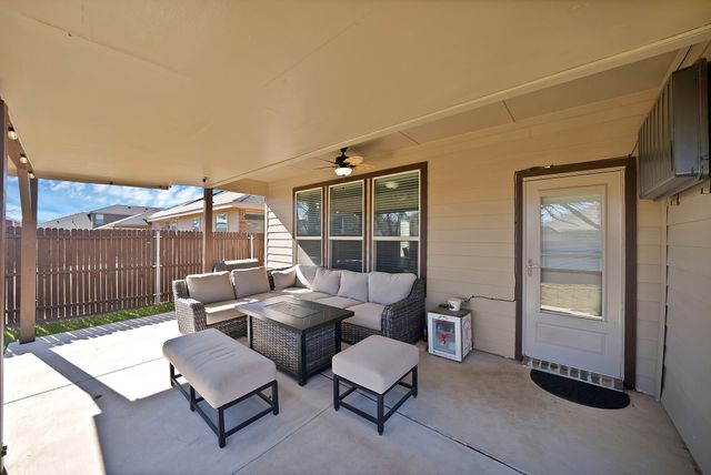 1016 Brownford Drive, Fort Worth, TX 76028