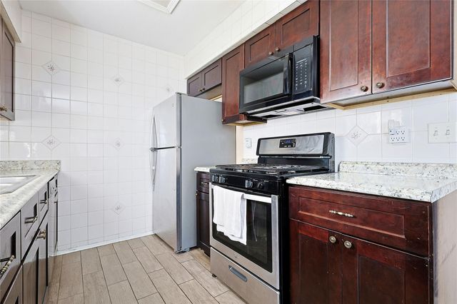 13142 Crystal Cove Drive, Houston, TX 77044