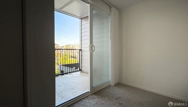 8300 Oceanview Terrace 209, San Francisco, CA 94132