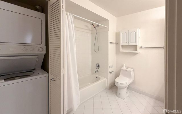 8300 Oceanview Terrace 209, San Francisco, CA 94132