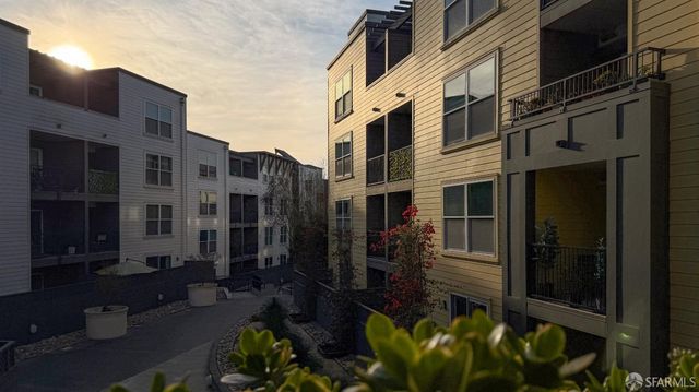 8300 Oceanview Terrace 209, San Francisco, CA 94132