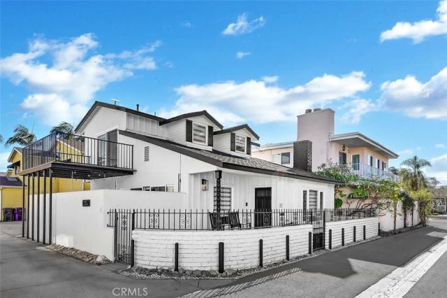 333 La Verne, Long Beach, CA 90803