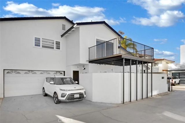333 La Verne, Long Beach, CA 90803