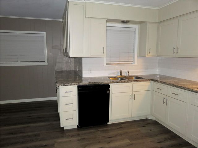 1519 Tobola Street, Rosenberg, TX 77471