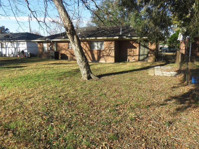1519 Tobola Street, Rosenberg, TX 77471